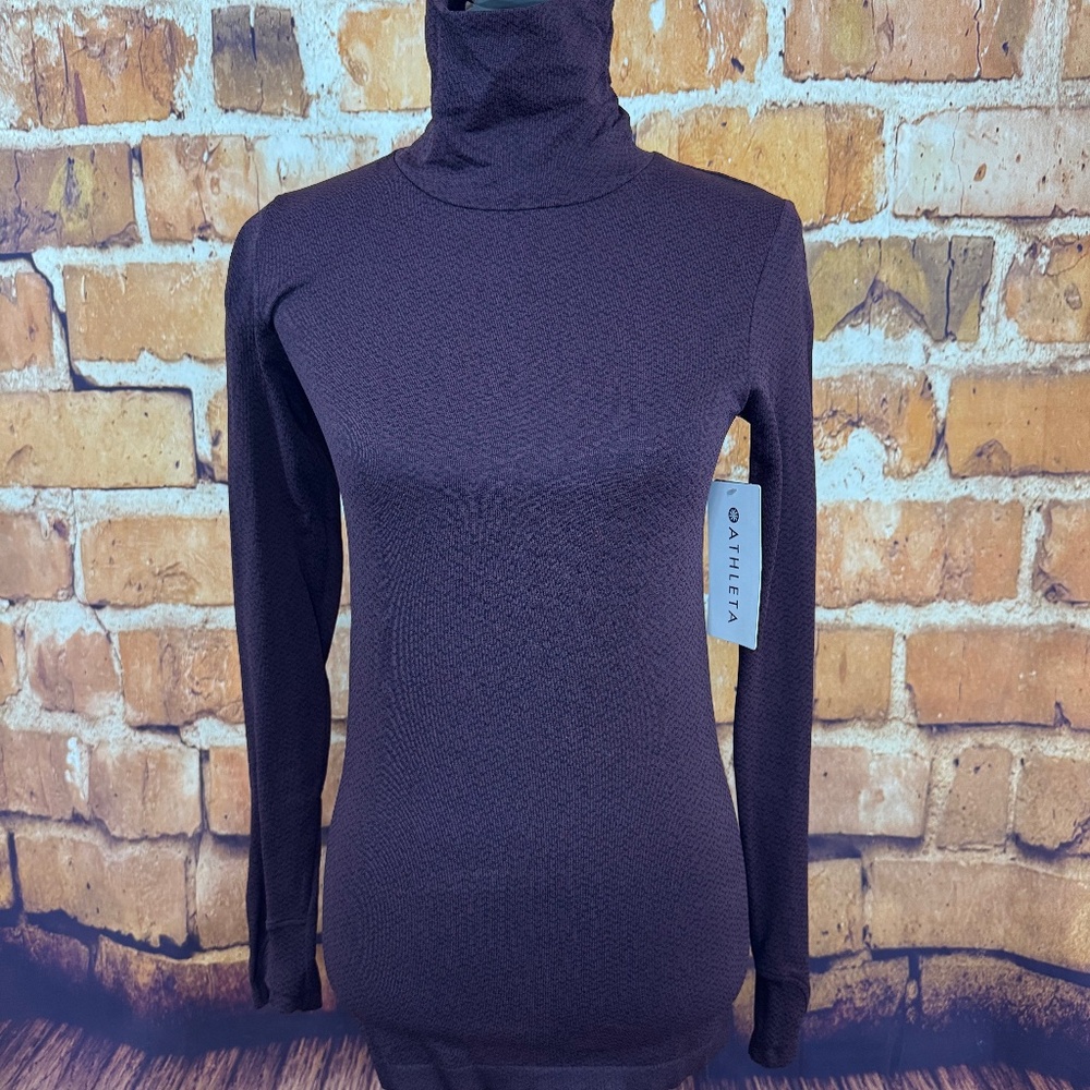 Athleta NWT Flurry Peak Turtleneck Size S